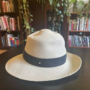 Cuyana Folding Panama Hat V3 (Natural/Black, Toquilla Straw)